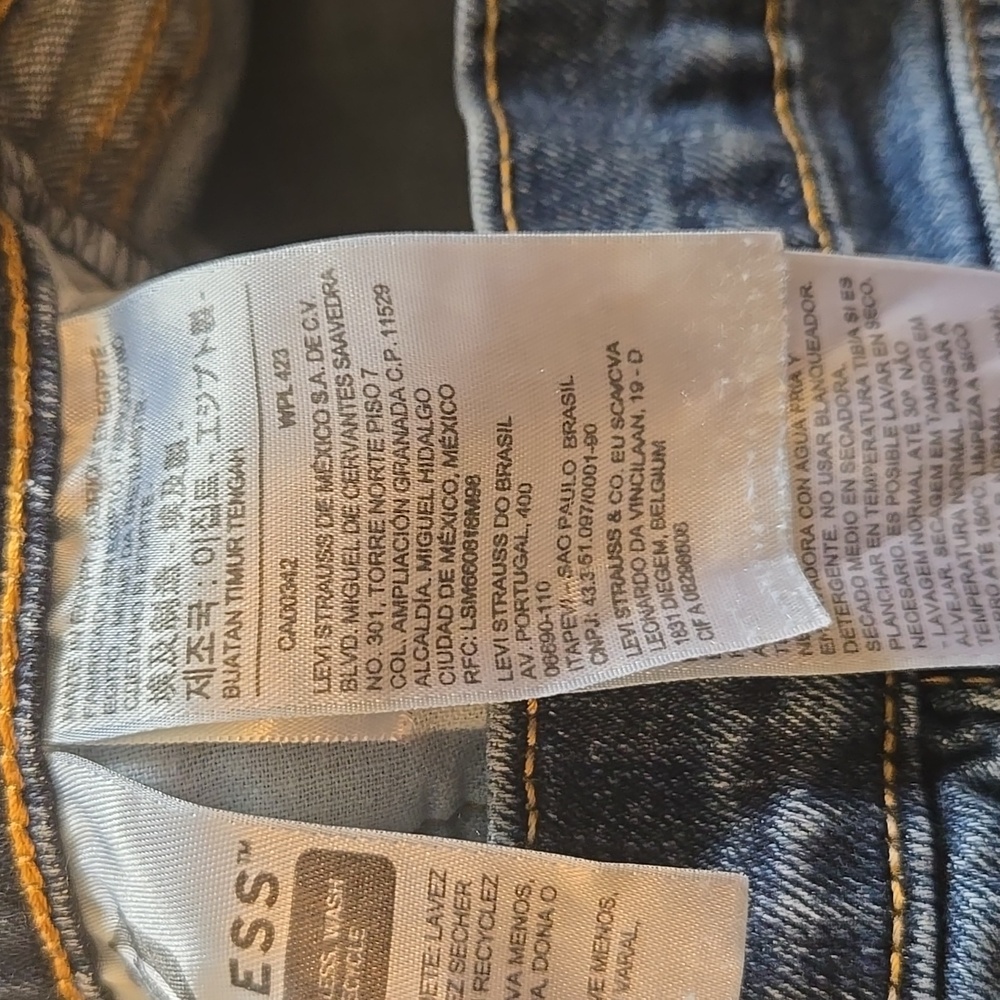Levi's 511 Womens Straight Blue Jeans, W28 L30, GUC, Classic Look, Distressed - Picture 7 of 13